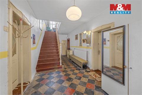 Prodej rodinného domu, 210 m² - 10