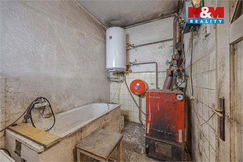 Prodej rodinného domu, 210 m² 14