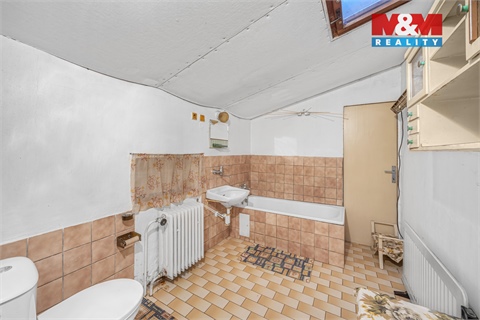 Prodej rodinného domu, 210 m² 10