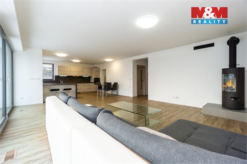 Prodej rodinného domu, 287 m² - 0