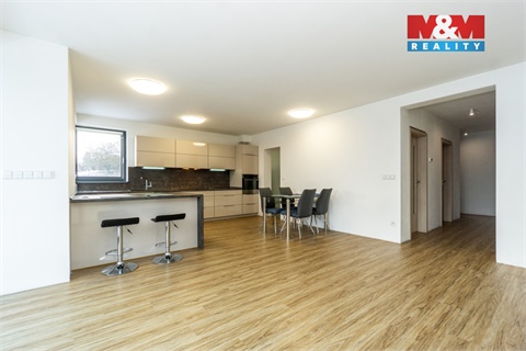 Prodej rodinného domu, 287 m² 4