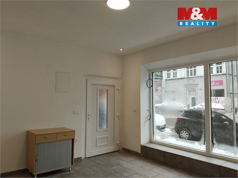 Pronájem obchodních prostor, 32 m² - 2