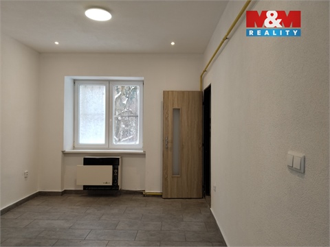 Pronájem obchodních prostor, 32 m² 8
