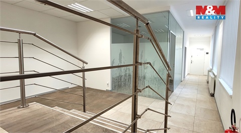 Pronájem obchodních prostor, 180 m² 4