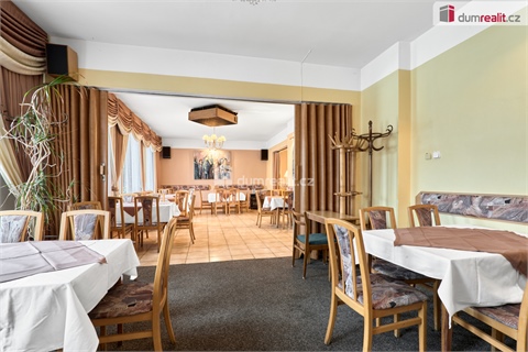 Prodej rodinného domu, 326 m² - 18