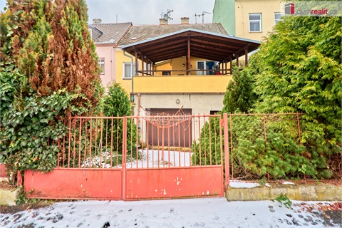 Prodej rodinného domu, 326 m² - 8