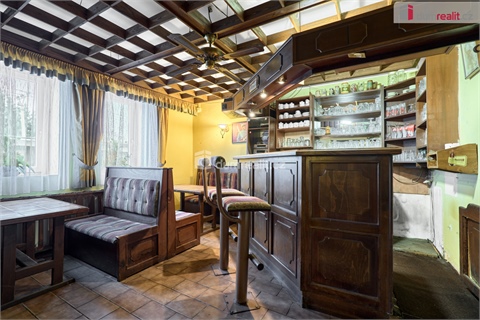 Prodej rodinného domu, 326 m² 16