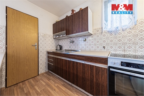 Prodej rodinného domu, 230 m² 14