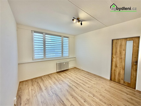 Pronájem bytu 2kk, 36 m² 2