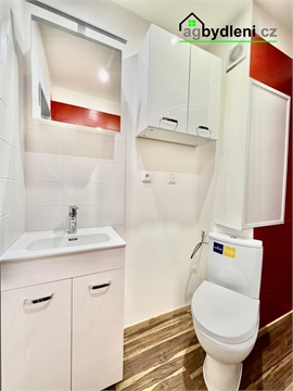 Pronájem bytu 2kk, 36 m² - 2