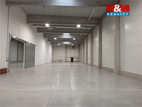 Pronájem skladu / haly, 1 409 m² - 2