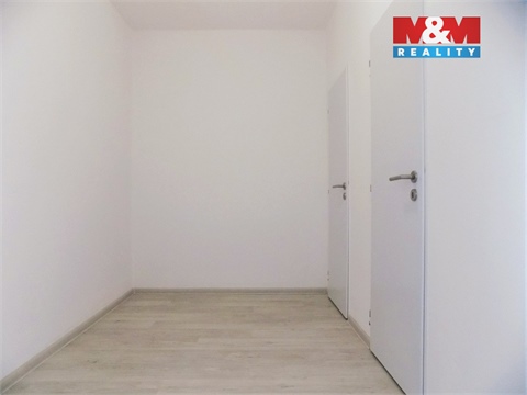 Pronájem bytu 1+1, 36 m² 4