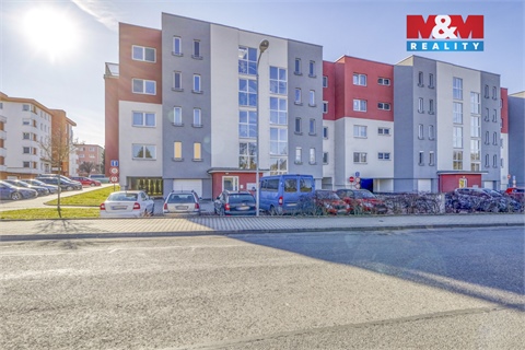 Prodej bytu 2kk, 60 m² - 22