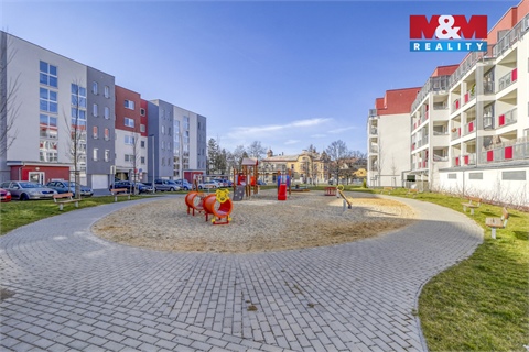 Prodej bytu 2kk, 60 m² 22