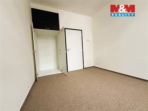 Prodej bytu 3+1, 72 m² - 18