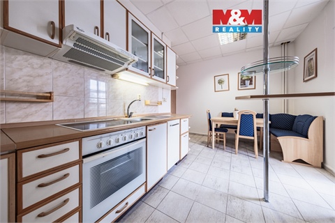 Prodej komerčního objektu, 58 m² 0