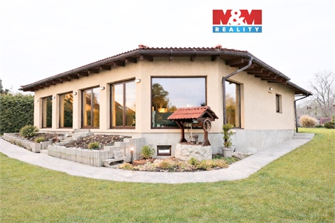 Prodej rodinného domu, 228 m² 0