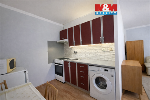 Pronájem bytu 1kk, 34 m² 0