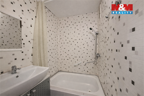 Pronájem bytu 1kk, 34 m² 2