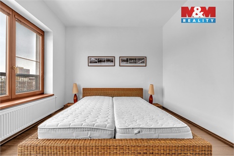 Pronájem bytu 2kk, 74 m² 24