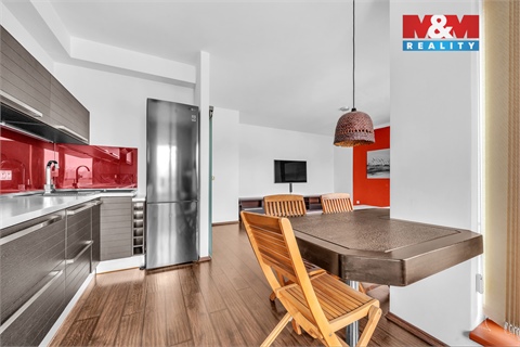 Pronájem bytu 2kk, 74 m² 18