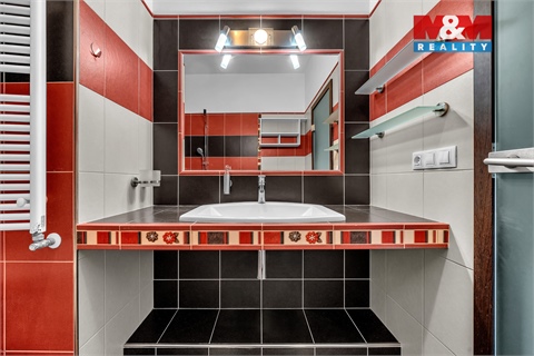 Pronájem bytu 2kk, 74 m² 22