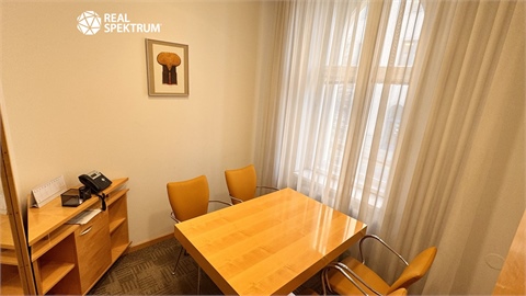 Pronájem kanceláře, 308 m² 10