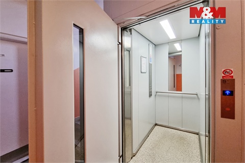 Pronájem bytu 3+1, 72 m² - 18