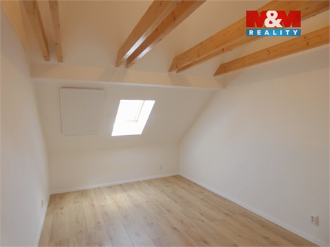 Pronájem bytu 3kk, 87 m² - 8