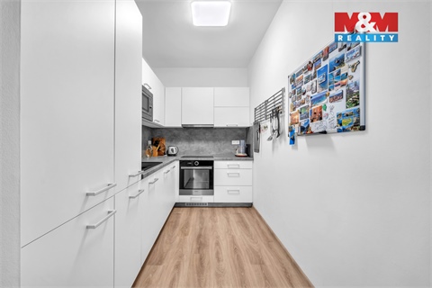 Prodej bytu 3kk, 84 m² 18