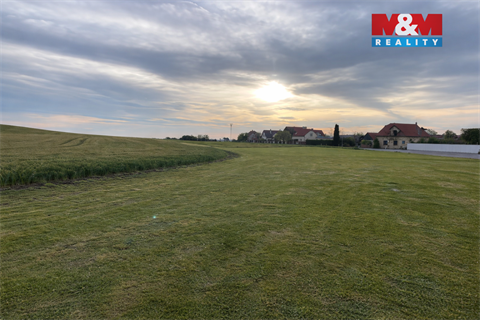 Prodej stavebního pozemku, 1 069 m² 2