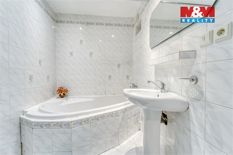 Prodej bytu 4+1, 86 m² 8