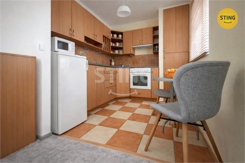 Pronájem bytu 1kk, 38 m² 0