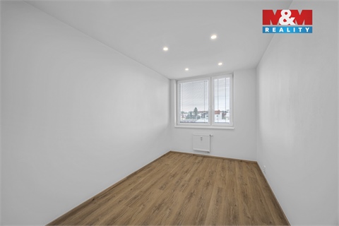 Prodej bytu 4kk, 87 m² 14