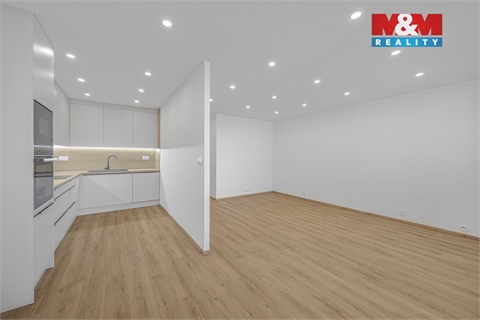 Prodej bytu 4kk, 87 m² 22