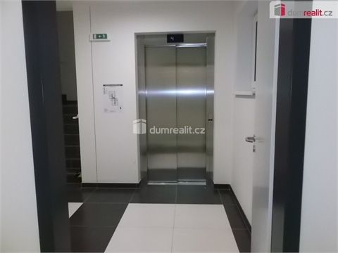 Pronájem bytu 1kk, 33 m² 14