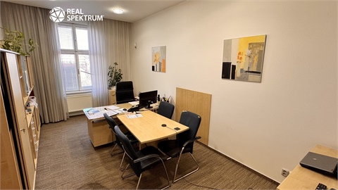 Pronájem kanceláře, 360 m² 6