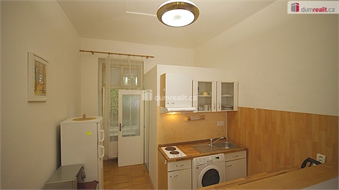 Prodej bytu 1+1, 45 m² - 2