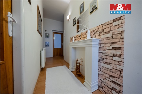 Prodej rodinného domu, 142 m² - 14