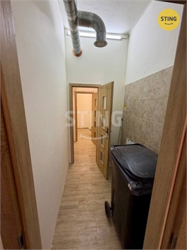 Pronájem obchodních prostor, 50 m² - 12