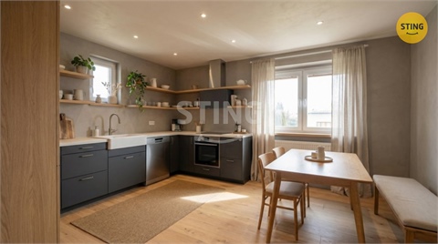 Prodej rodinného domu, 260 m² - 10