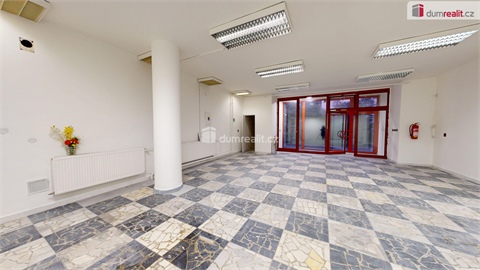 Pronájem obchodních prostor, 77 m² 2