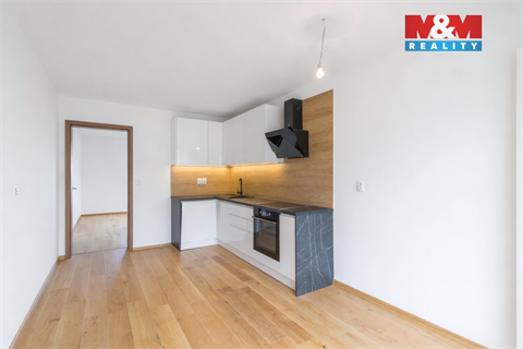 Prodej bytu 4kk, 95 m² - 2