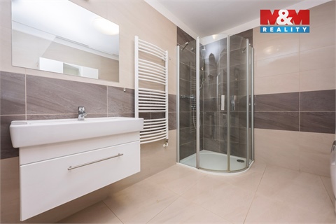 Prodej rodinného domu, 150 m² - 2