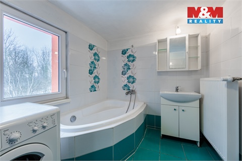 Prodej rodinného domu, 142 m² - 10