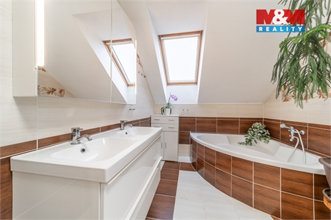 Prodej rodinného domu, 148 m² - 26