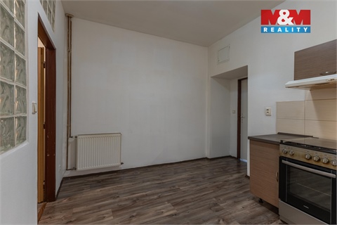 Prodej bytu 2+1, 70 m² 12