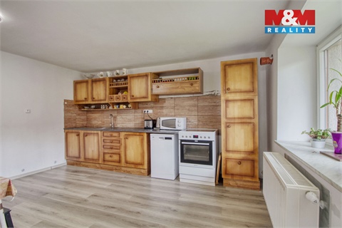 Prodej rodinného domu, 205 m² - 24