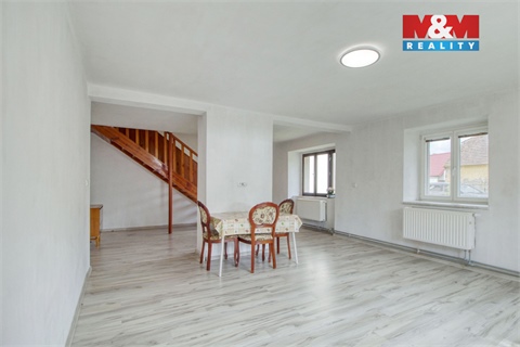 Prodej rodinného domu, 205 m² 2