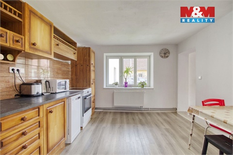 Prodej rodinného domu, 205 m² - 0